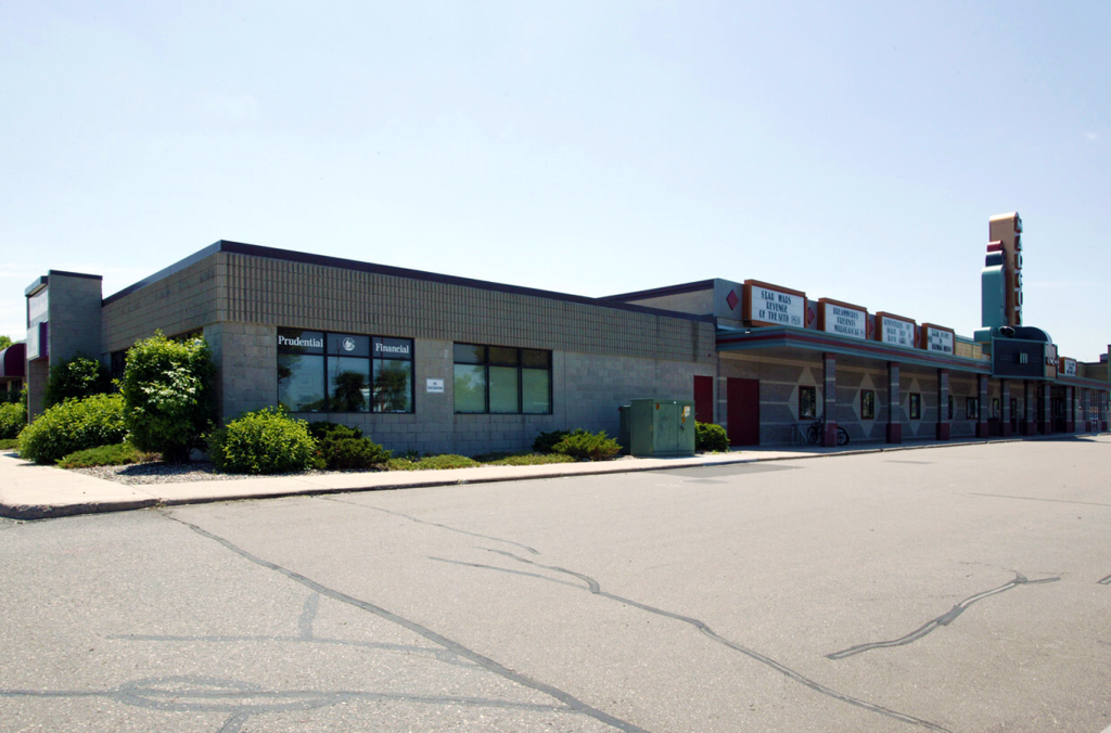 1325 South Frontage Road, Hastings, MN 55033